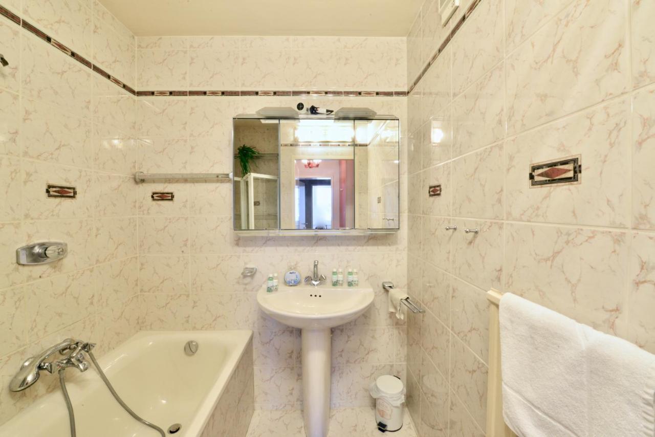 3-Bedroom-Flat With Parking Space Bécs Kültér fotó
